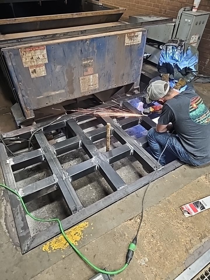 metal contractors
